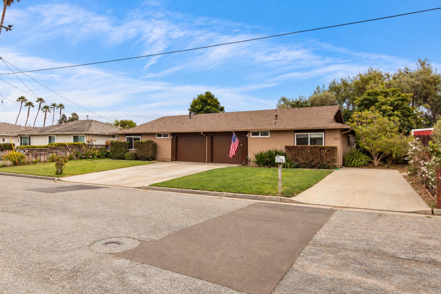 2272&2274 Woolpert Way