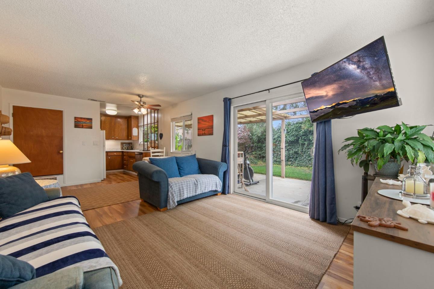 2272&2274 Woolpert Way