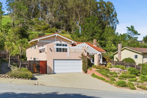 Photo of 1581 Ascension Drive, SAN MATEO, CA 94402 (MLS # ML82039396)