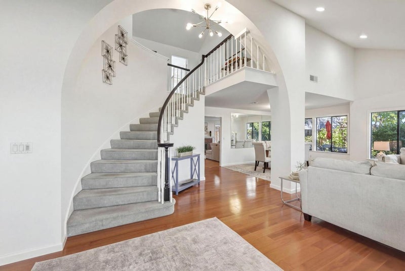 623 Cornwallis Lane