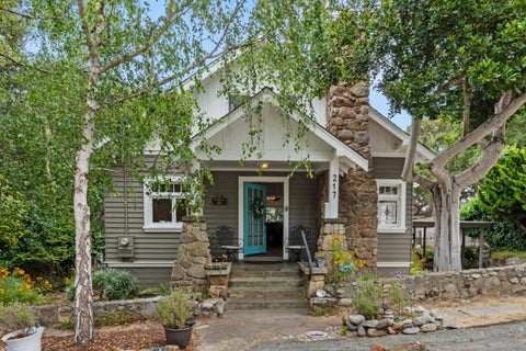 Photo of 217 Walnut Street, PACIFIC GROVE, CA 93950 (MLS # ML82053464)