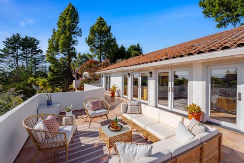 Photo of 1931 Dolphin Drive, APTOS, CA 95003 (MLS # ML82047038)