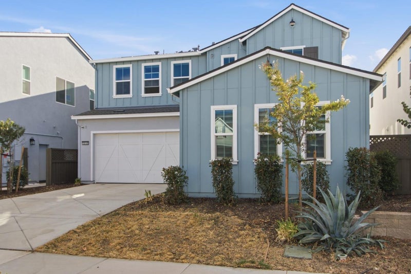 3218 Jake Street