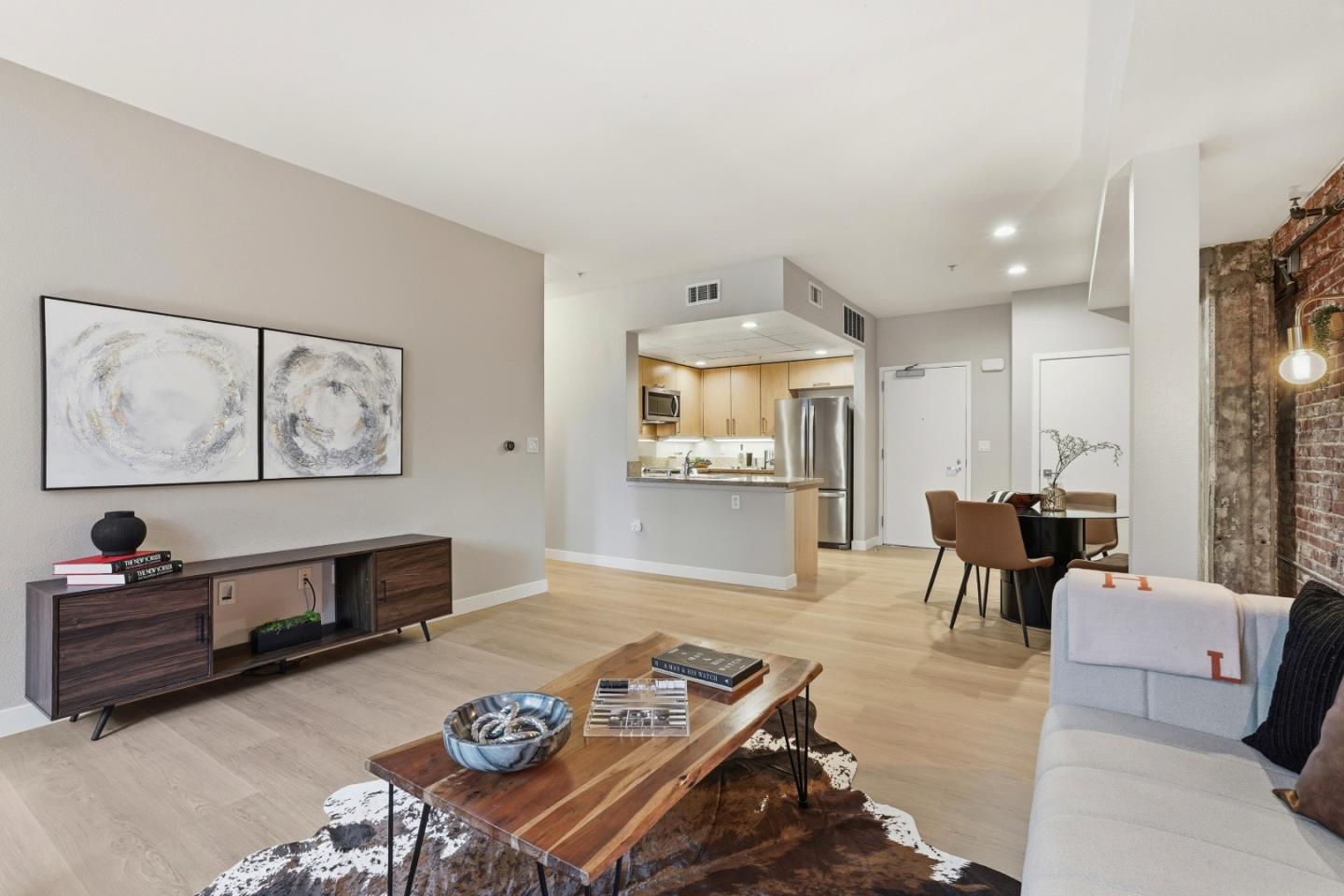 88 Bush Street 1101