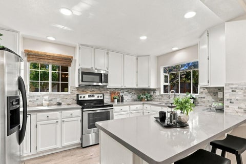 Tiny photo for 432 Bella Corte, MOUNTAIN VIEW, CA 94043 (MLS # ML82063501)