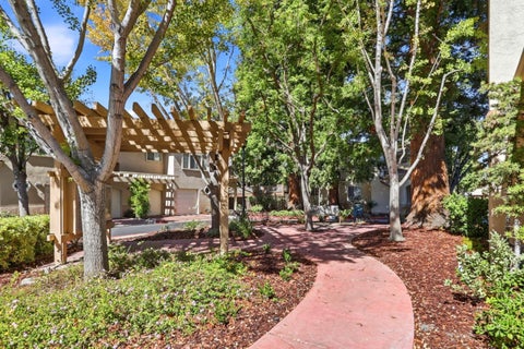 Tiny photo for 432 Bella Corte, MOUNTAIN VIEW, CA 94043 (MLS # ML82063501)