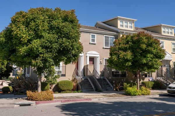 2933 BAZE RD, SAN MATEO, CA 94403 - Image c4e910242ec3d8725b33b57d93eb06bf/122710533