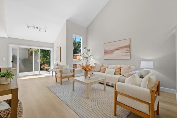 1567 THEO DR, SAN JOSE, CA 95131 - Image c4fb5b2b9728cdd32cb4d15eb4ac6093/2464993644