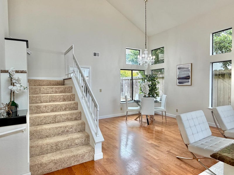 113 Aldenglen Drive