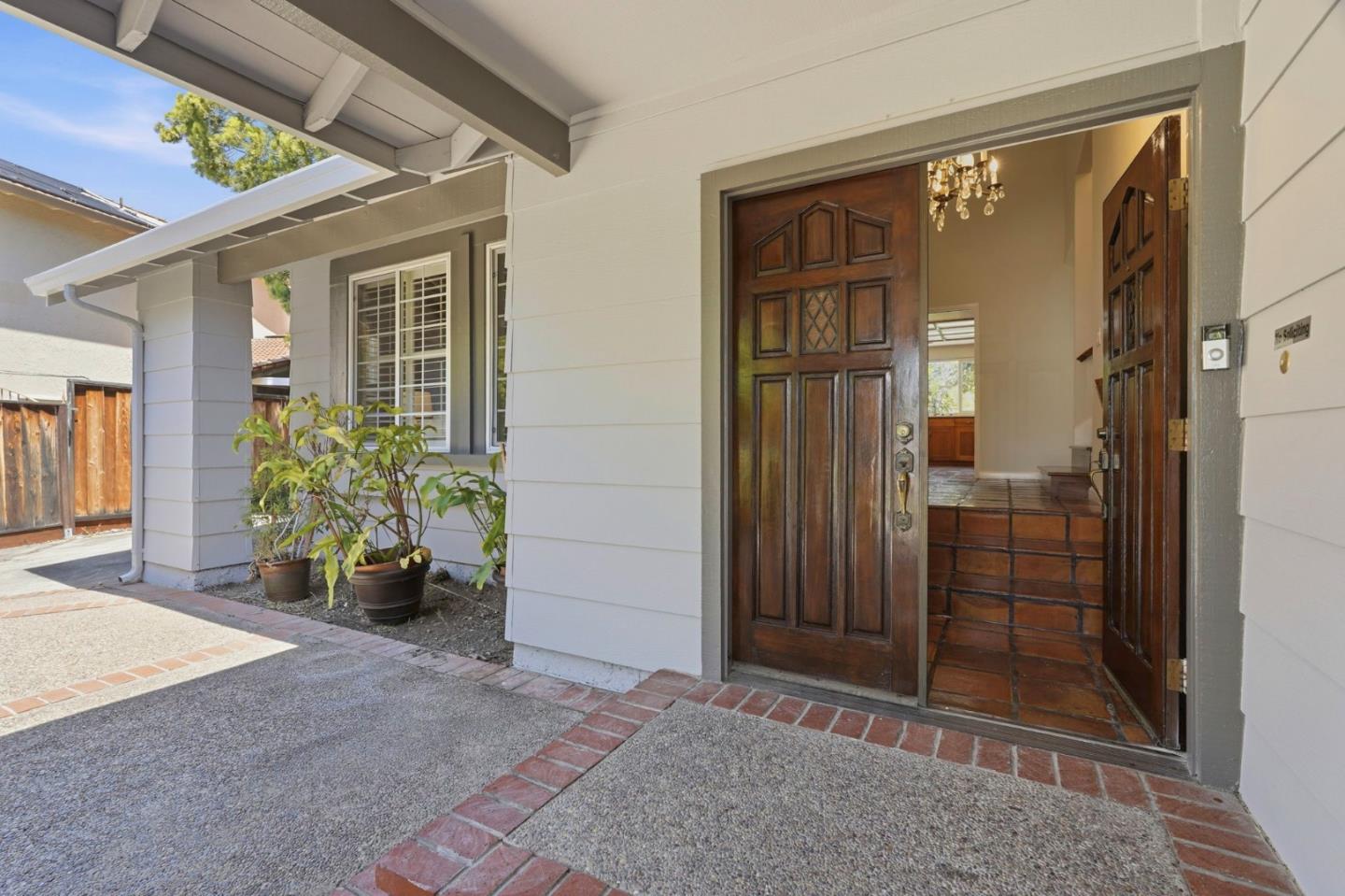 1636 Mariani Drive