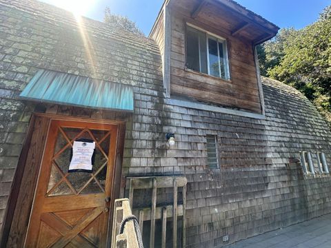 Photo of 21 A El Cuenco, CARMEL VALLEY, CA 93924 (MLS # ML82051044)