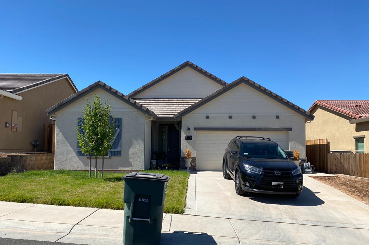 579 Honeysuckle Drive