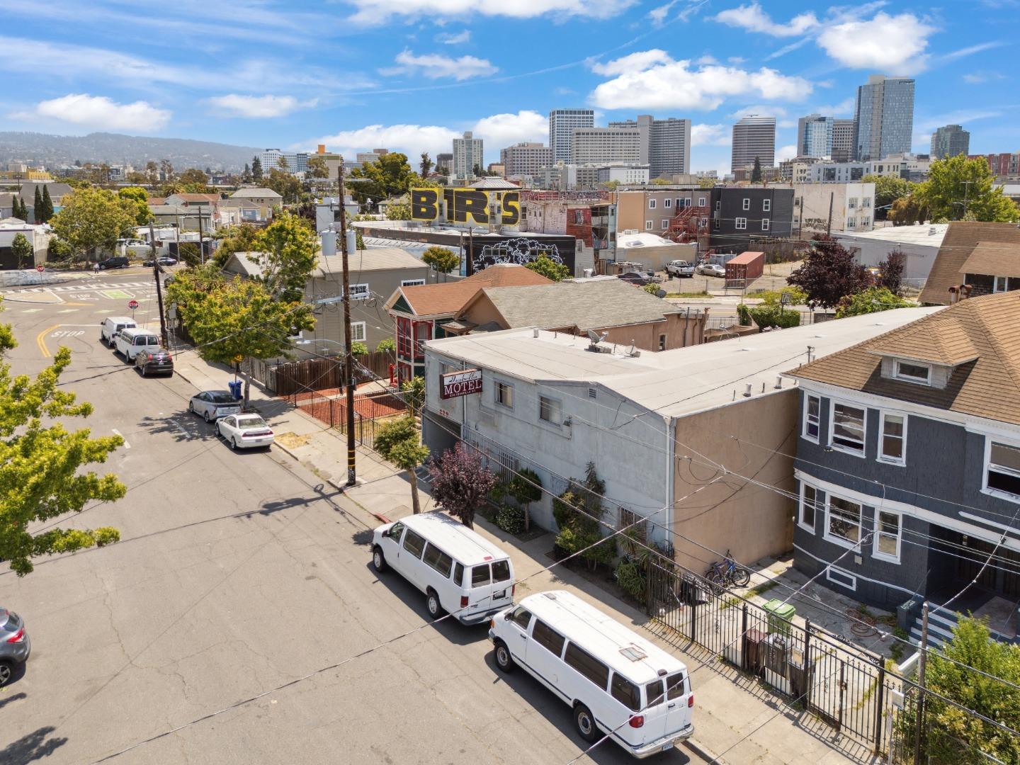 839 Isabella Street