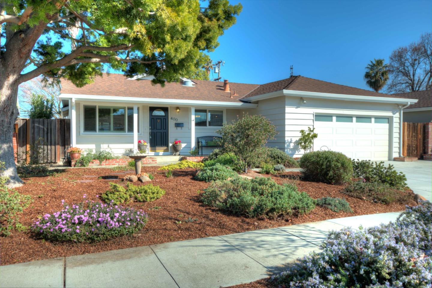 400 Castro CT