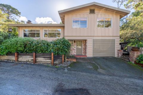 Photo of 0 SE corner of Guadalupe & 3rd, CARMEL, CA 93923 (MLS # ML82027216)