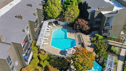 Tiny photo for 955 Shorepoint Court #200, ALAMEDA, CA 94501 (MLS # ML82025739)