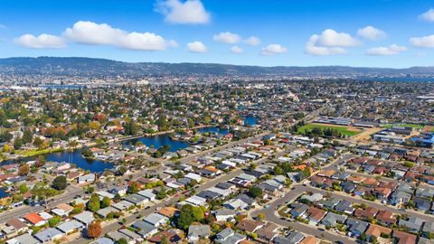 Tiny photo for 955 Shorepoint Court #200, ALAMEDA, CA 94501 (MLS # ML82025739)