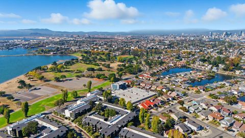 Tiny photo for 955 Shorepoint Court #200, ALAMEDA, CA 94501 (MLS # ML82025739)