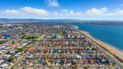 Tiny photo for 955 Shorepoint Court #200, ALAMEDA, CA 94501 (MLS # ML82025739)