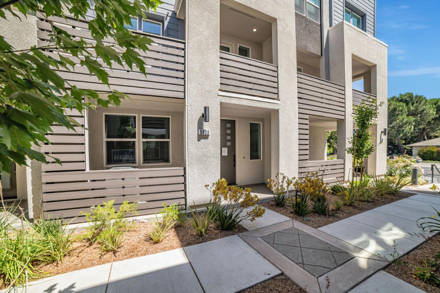 5005 Seashell Terrace