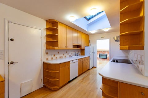 Tiny photo for 908 Glennan Drive, Redwood City, CA 94061 (MLS # ML82061437)