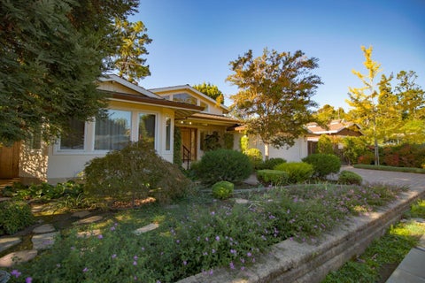 Tiny photo for 908 Glennan Drive, Redwood City, CA 94061 (MLS # ML82061437)