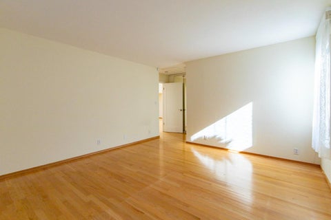 Tiny photo for 908 Glennan Drive, Redwood City, CA 94061 (MLS # ML82061437)