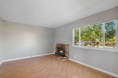 Photo of 2386 Baltic Court, FAIRFIELD, CA 94533 (MLS # ML82025662)