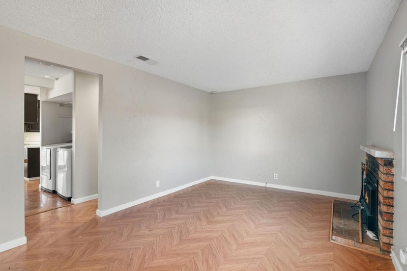 2386 Baltic Court