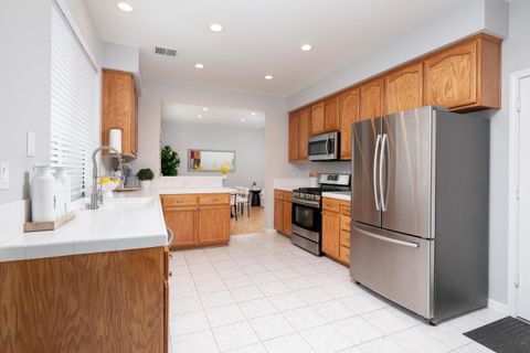 Tiny photo for 865 Windsor Hills Circle, SAN JOSE, CA 95123 (MLS # ML82029979)