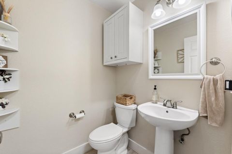 Tiny photo for 820 Woodcreek Way, Gilroy, CA 95020 (MLS # ML82023953)