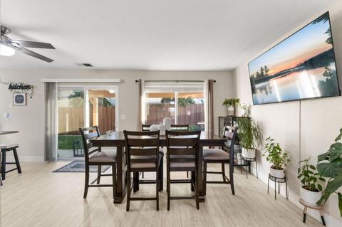 Tiny photo for 820 Woodcreek Way, Gilroy, CA 95020 (MLS # ML82023953)