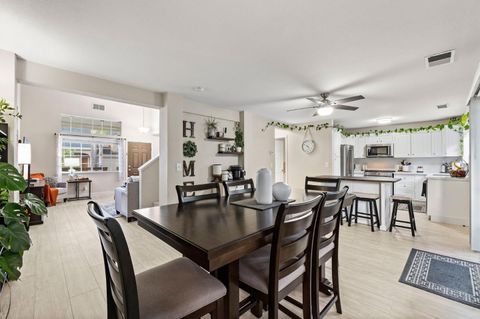 Tiny photo for 820 Woodcreek Way, Gilroy, CA 95020 (MLS # ML82023953)