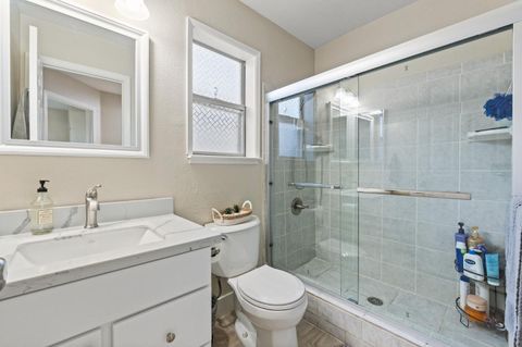 Tiny photo for 820 Woodcreek Way, Gilroy, CA 95020 (MLS # ML82023953)
