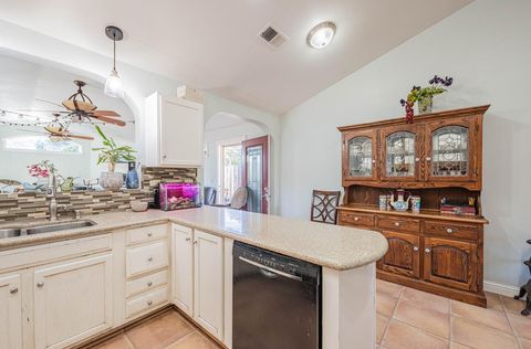 Tiny photo for 267 Palo Verde Street, GREENFIELD, CA 93927 (MLS # ML82029411)