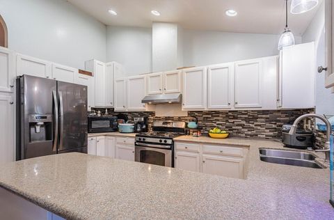 Tiny photo for 267 Palo Verde Street, GREENFIELD, CA 93927 (MLS # ML82029411)