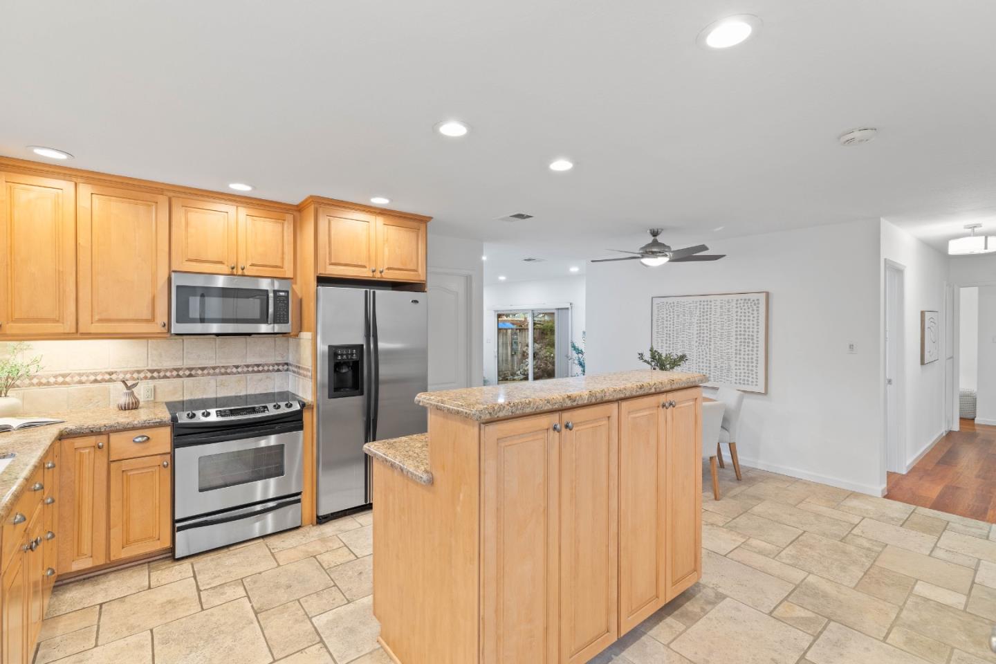 404 Ariel Drive
