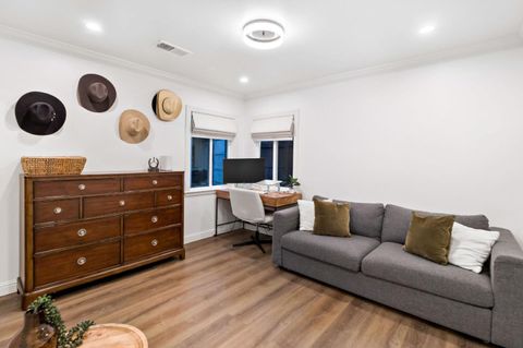 Tiny photo for 432 Oak Ridge Drive, REDWOOD CITY, CA 94062 (MLS # ML82027757)