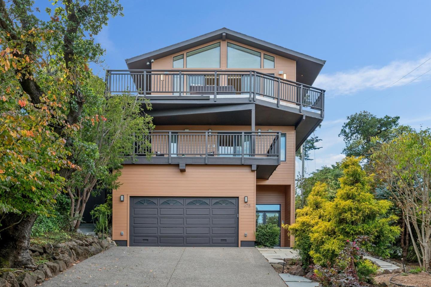 675 Sausalito Boulevard
