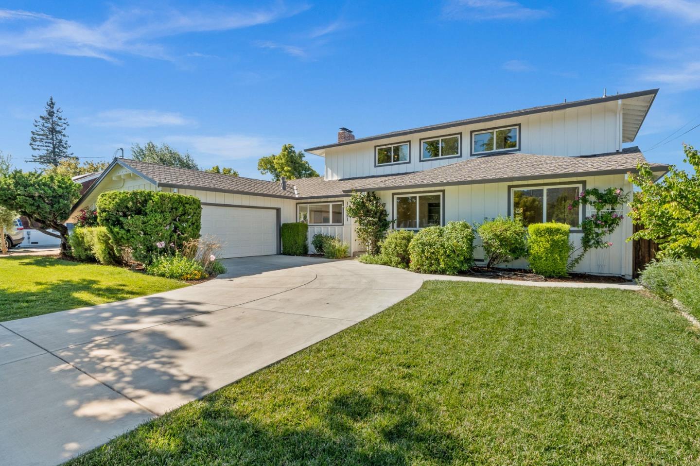 16251 Lilac Lane