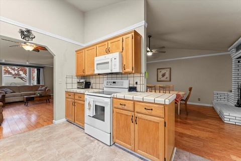 Tiny photo for 503 Hillcrest Avenue, OROVILLE, CA 95966 (MLS # ML82029447)