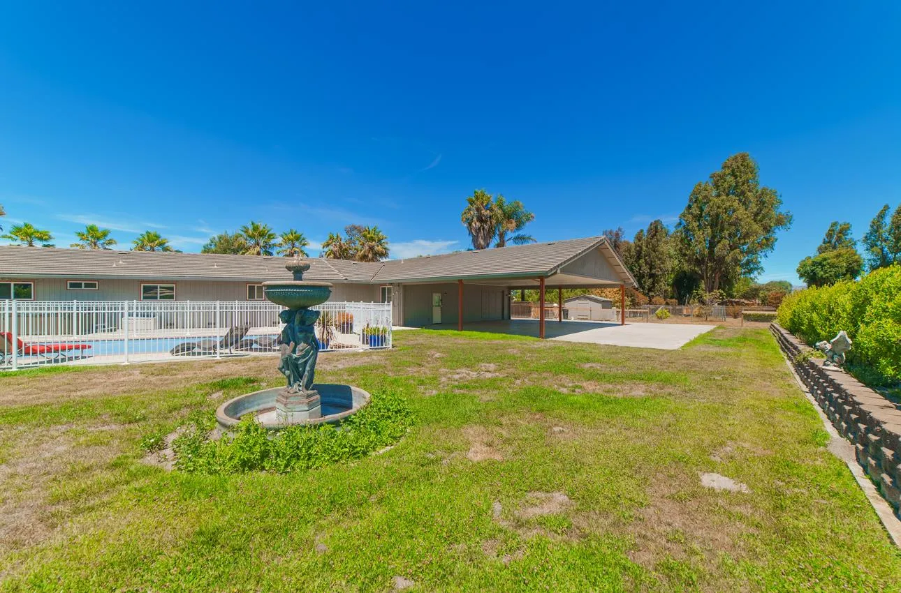 Salinas, California 93908, United States, 3 Bedrooms Bedrooms, ,3 BathroomsBathrooms,Residential,Active,201404