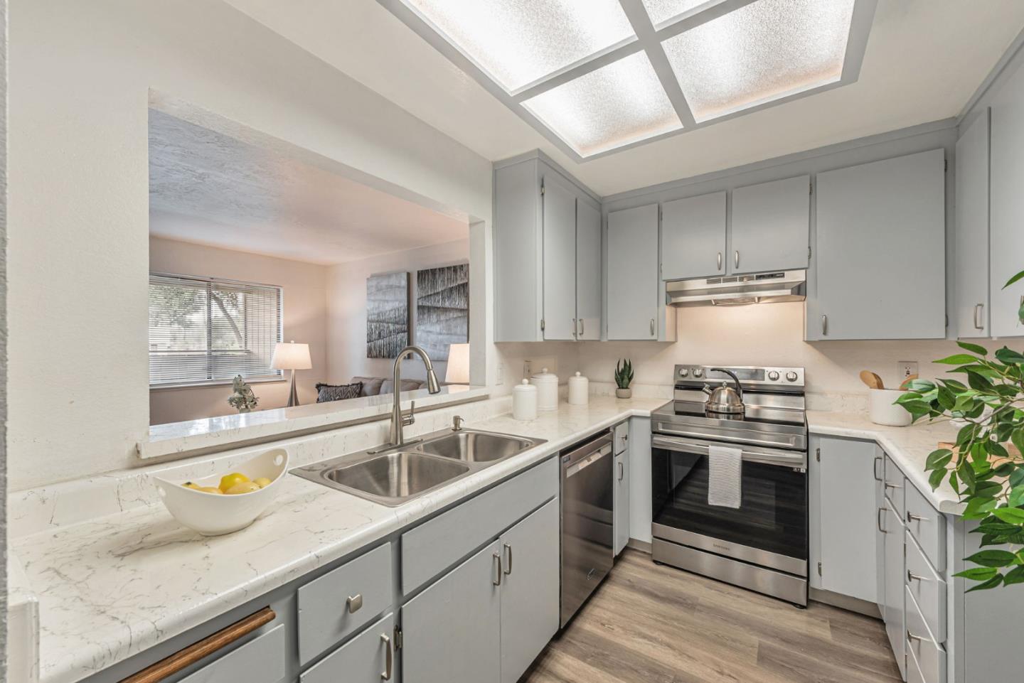 1427 Alma Loop