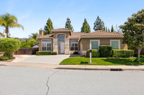 Photo of 18580 Serra Avenida, MORGAN HILL, CA 95037 (MLS # ML82045845)