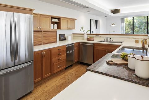 Tiny photo for 200 Cherokee Way, PORTOLA VALLEY, CA 94028 (MLS # ML82028480)