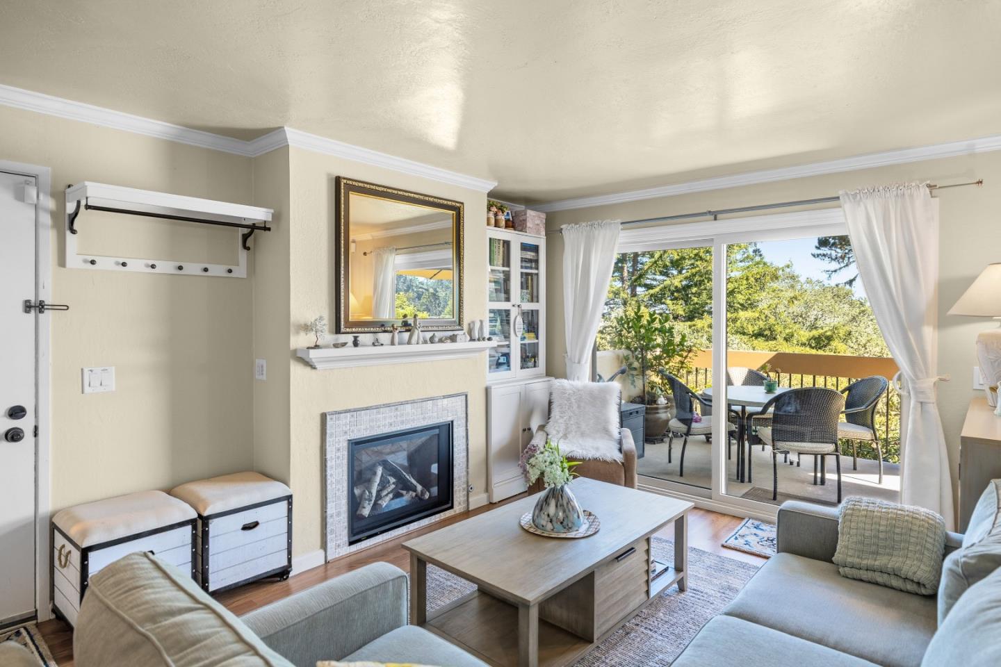 1111 Golden Oaks Lane