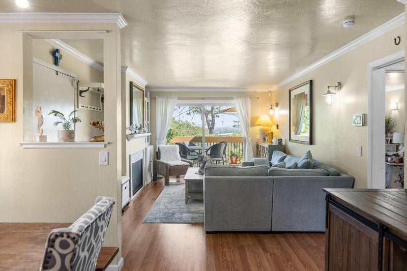 1111 Golden Oaks Lane