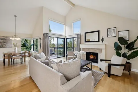 1016 Shoreline Drive, San Mateo, CA 94404 - #: ML82034226