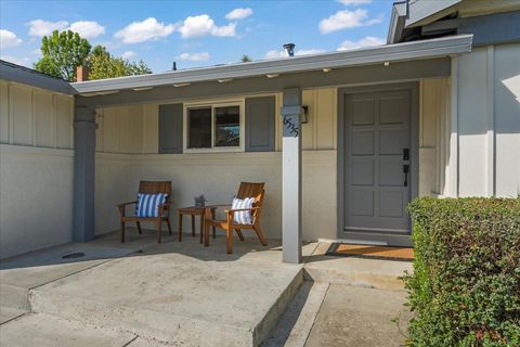 Tiny photo for 6535 Kings Place, GILROY, CA 95020 (MLS # ML82032416)