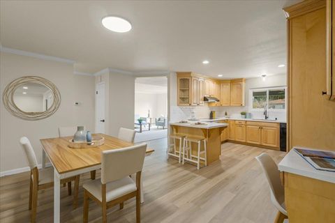 Tiny photo for 6535 Kings Place, GILROY, CA 95020 (MLS # ML82032416)